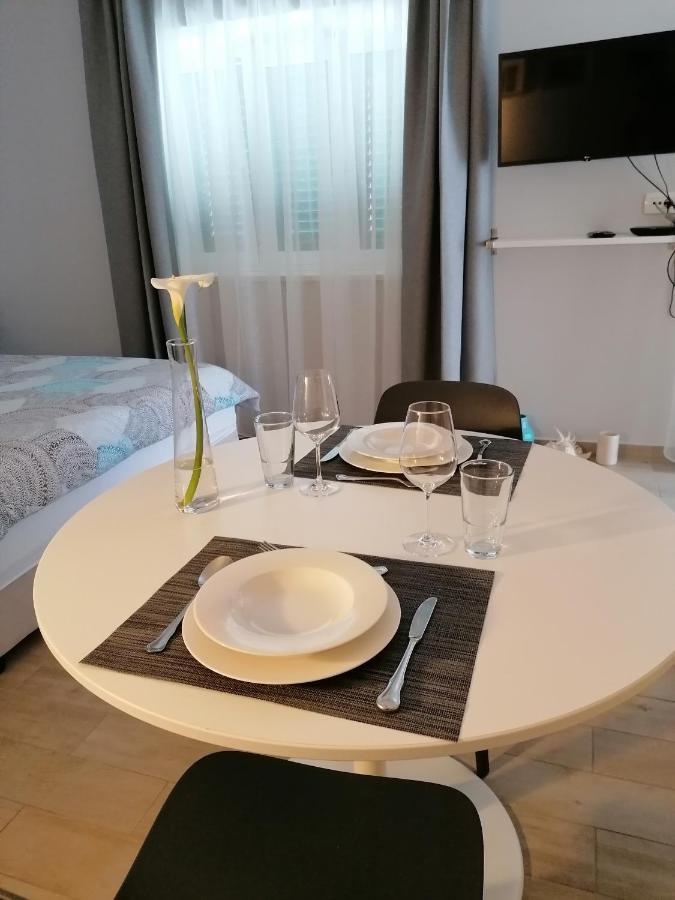 Apartman Ruzica Pucisca Eksteriør billede